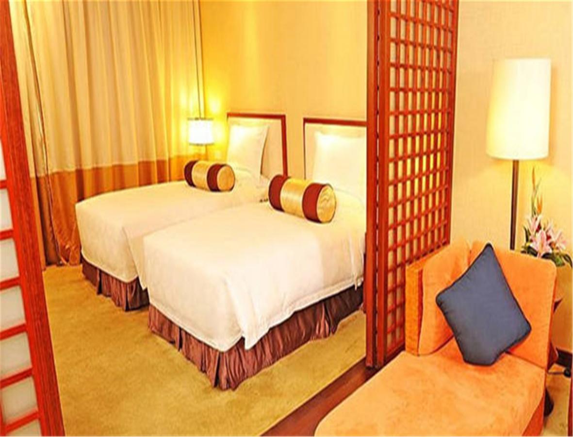 ג'וחאי Ocean Spring Grand Metropark Hotel מראה חיצוני תמונה